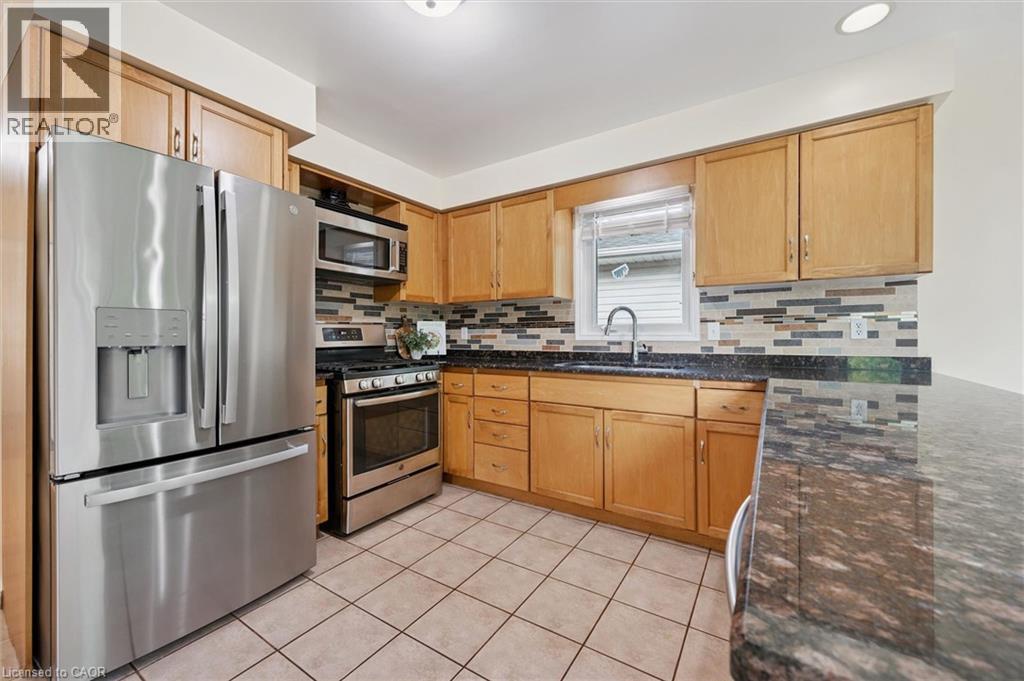 












73 WAXWING Crescent

,
Guelph,




Ontario
N1C1E3

