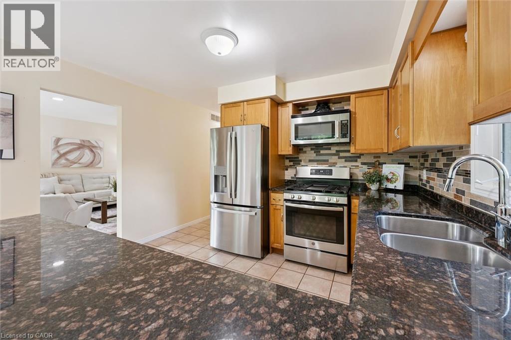 












73 WAXWING Crescent

,
Guelph,




Ontario
N1C1E3

