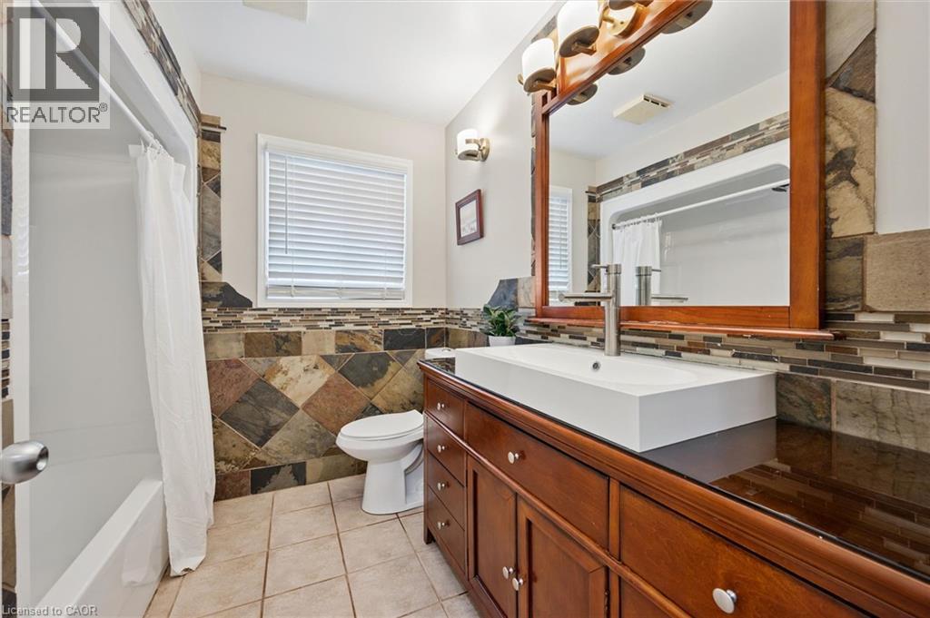 












73 WAXWING Crescent

,
Guelph,




Ontario
N1C1E3

