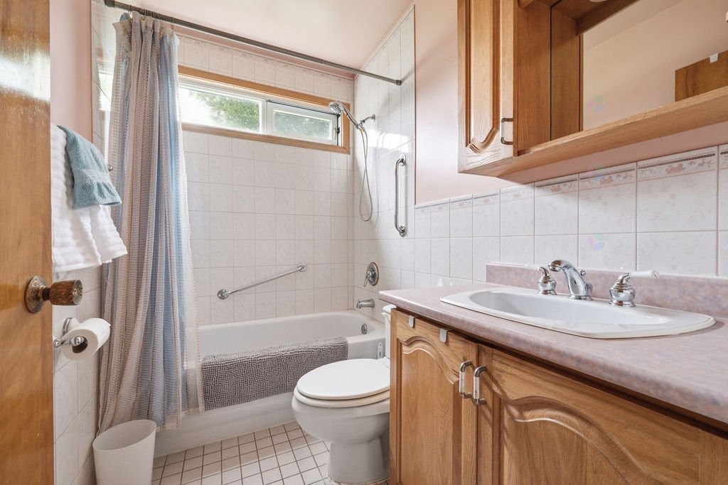 









860


Rue Covey

,
Bryson,




QC
J0X1H0

