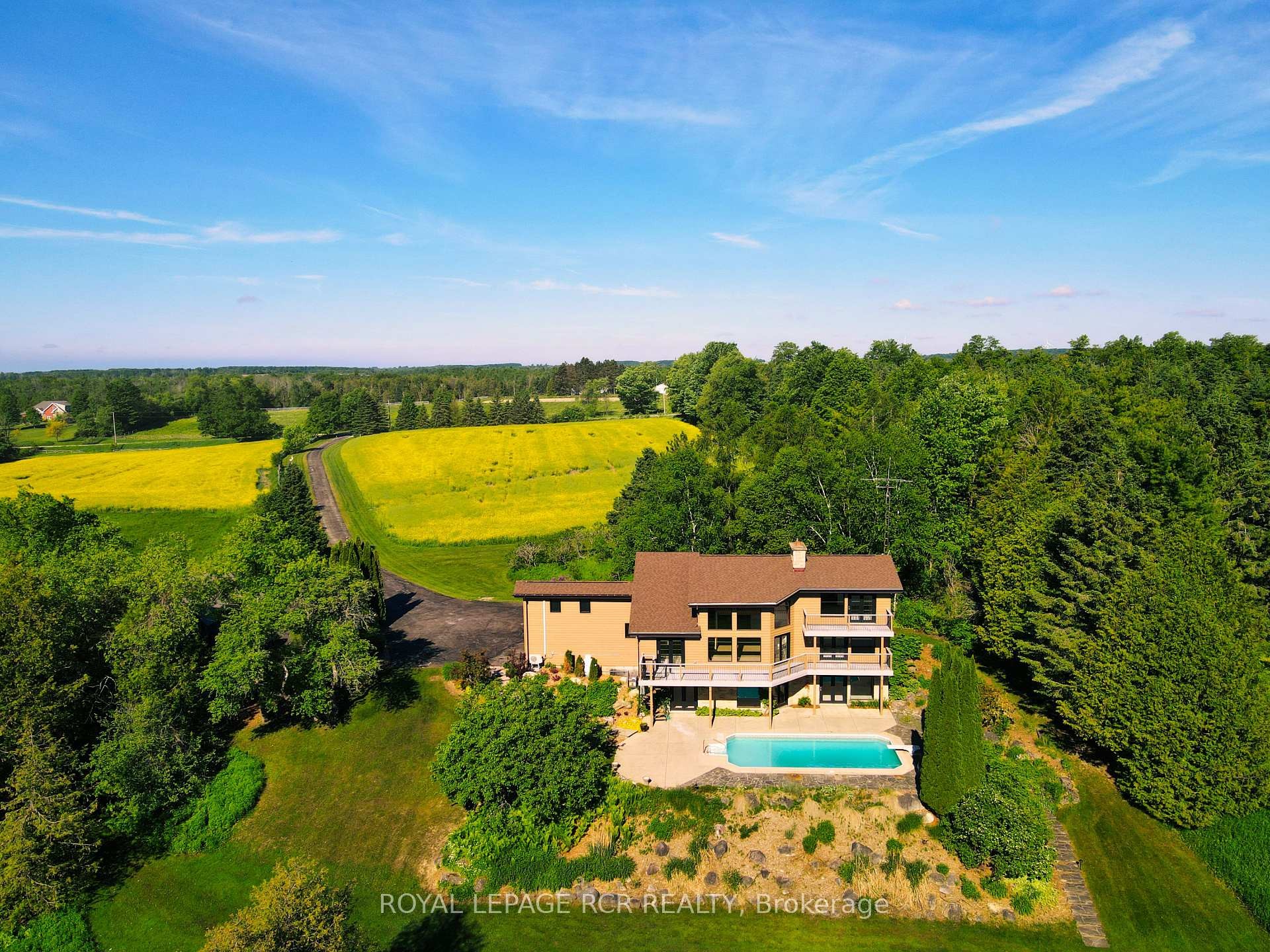 









674189


Hurontario

Street,
Mono,







ON
L9W 5R9

