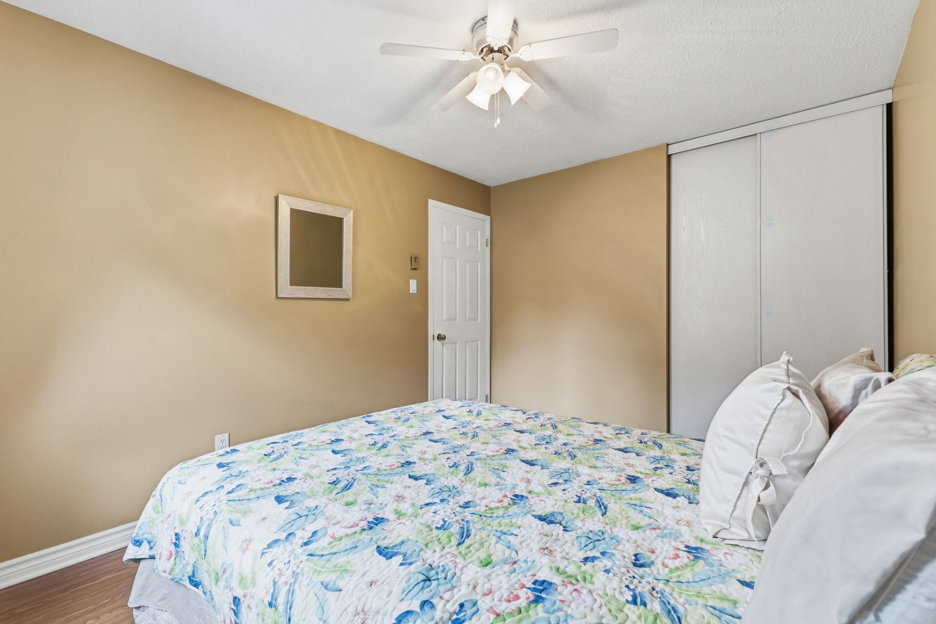 









48


Rue du Saguenay

,
Gatineau (Gatineau),




QC
J8P7J6

