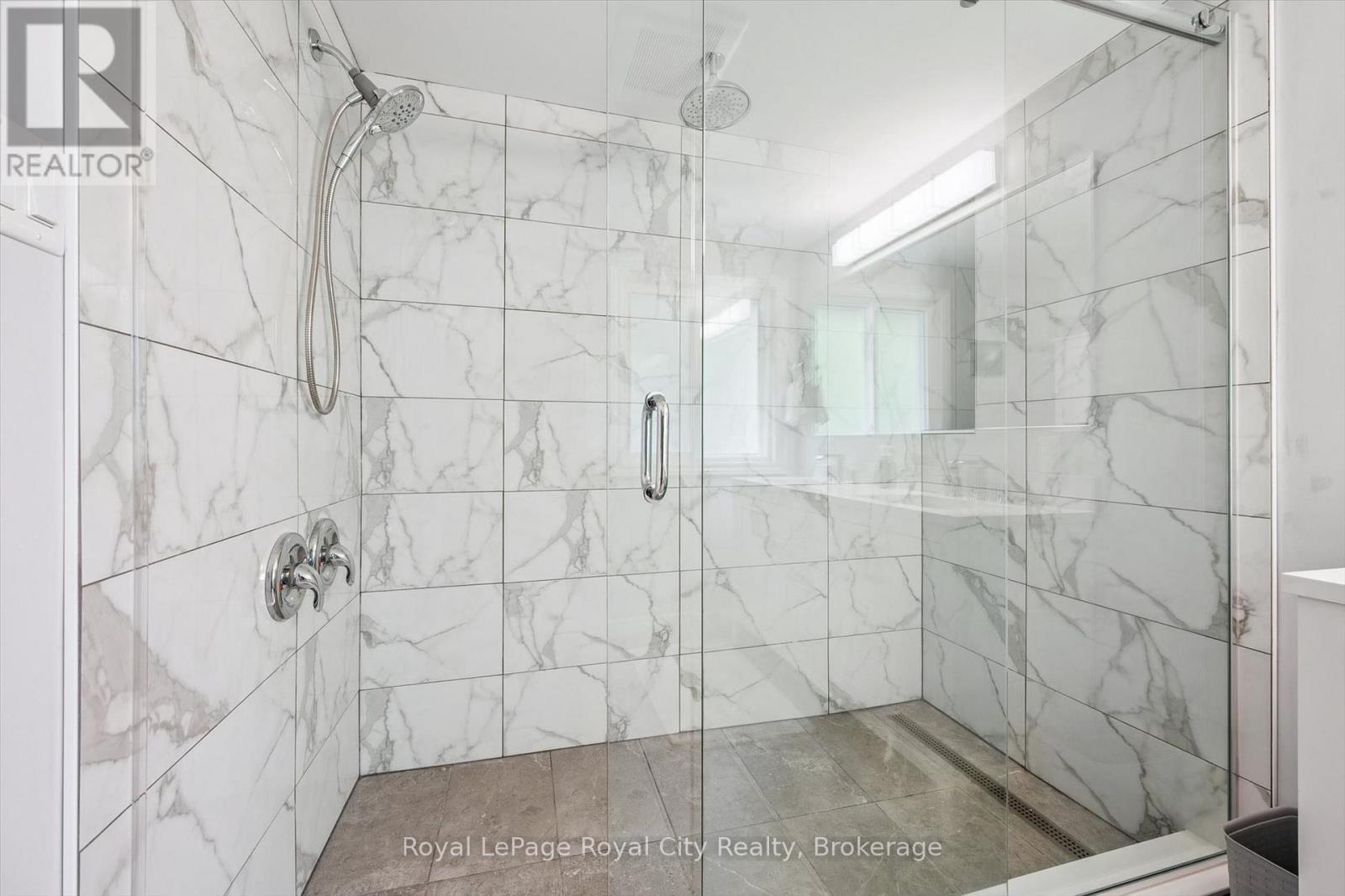 












236 IRONWOOD ROAD

,
Guelph (Kortright West),




Ontario
N1G3G1

