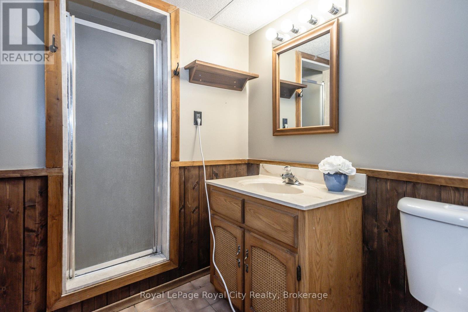 












236 IRONWOOD ROAD

,
Guelph (Kortright West),




Ontario
N1G3G1

