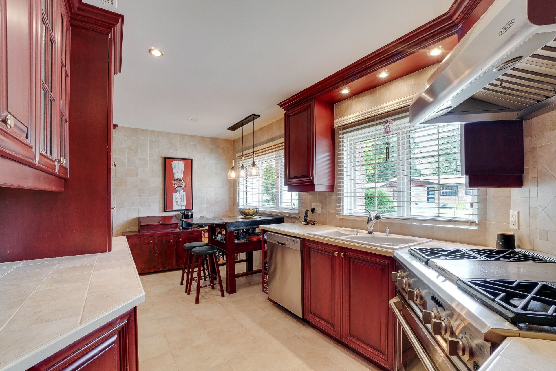 









47


Rue Leber

,
Repentigny (Repentigny),




QC
J6A3X8

