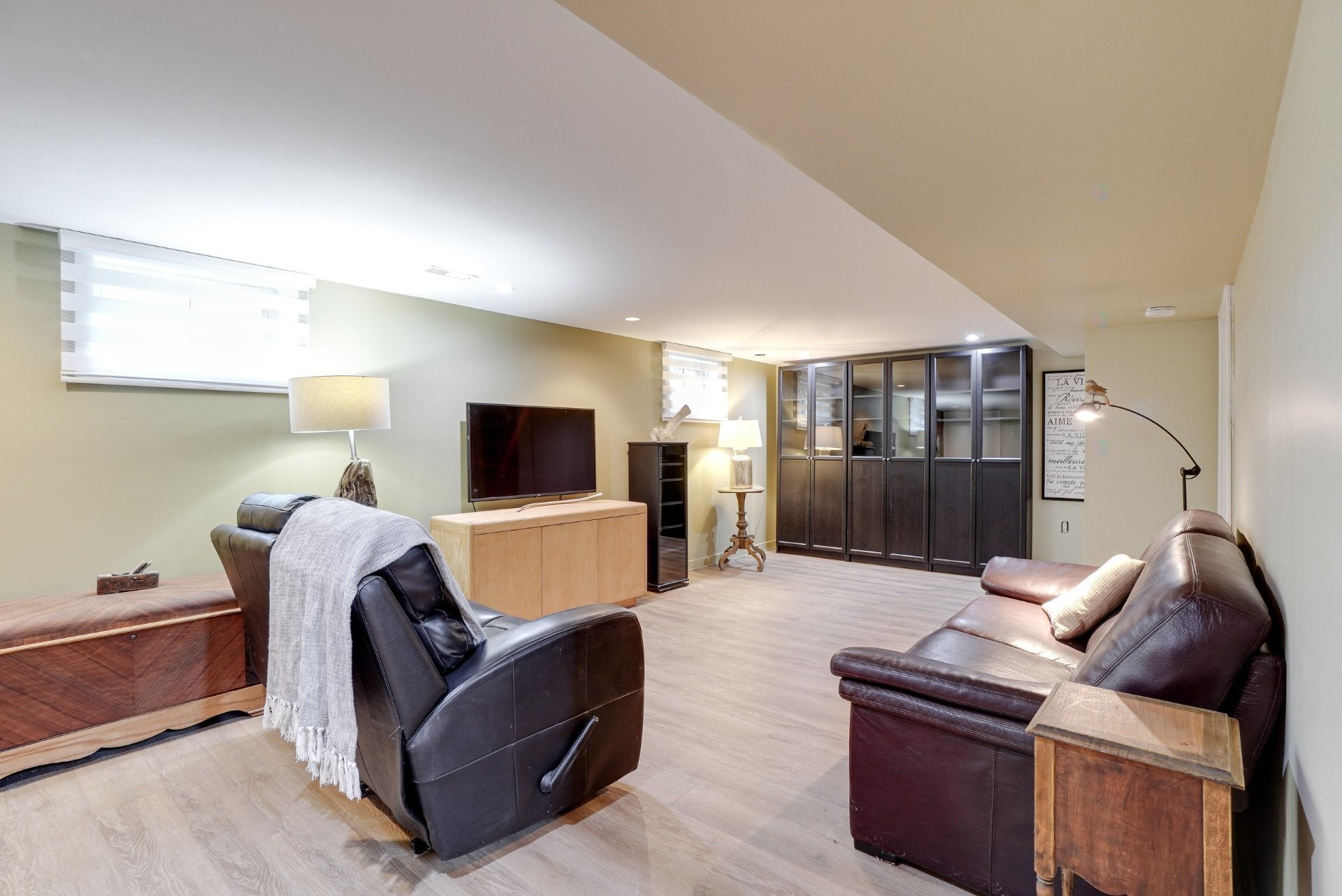 









47


Rue Leber

,
Repentigny (Repentigny),




QC
J6A3X8

