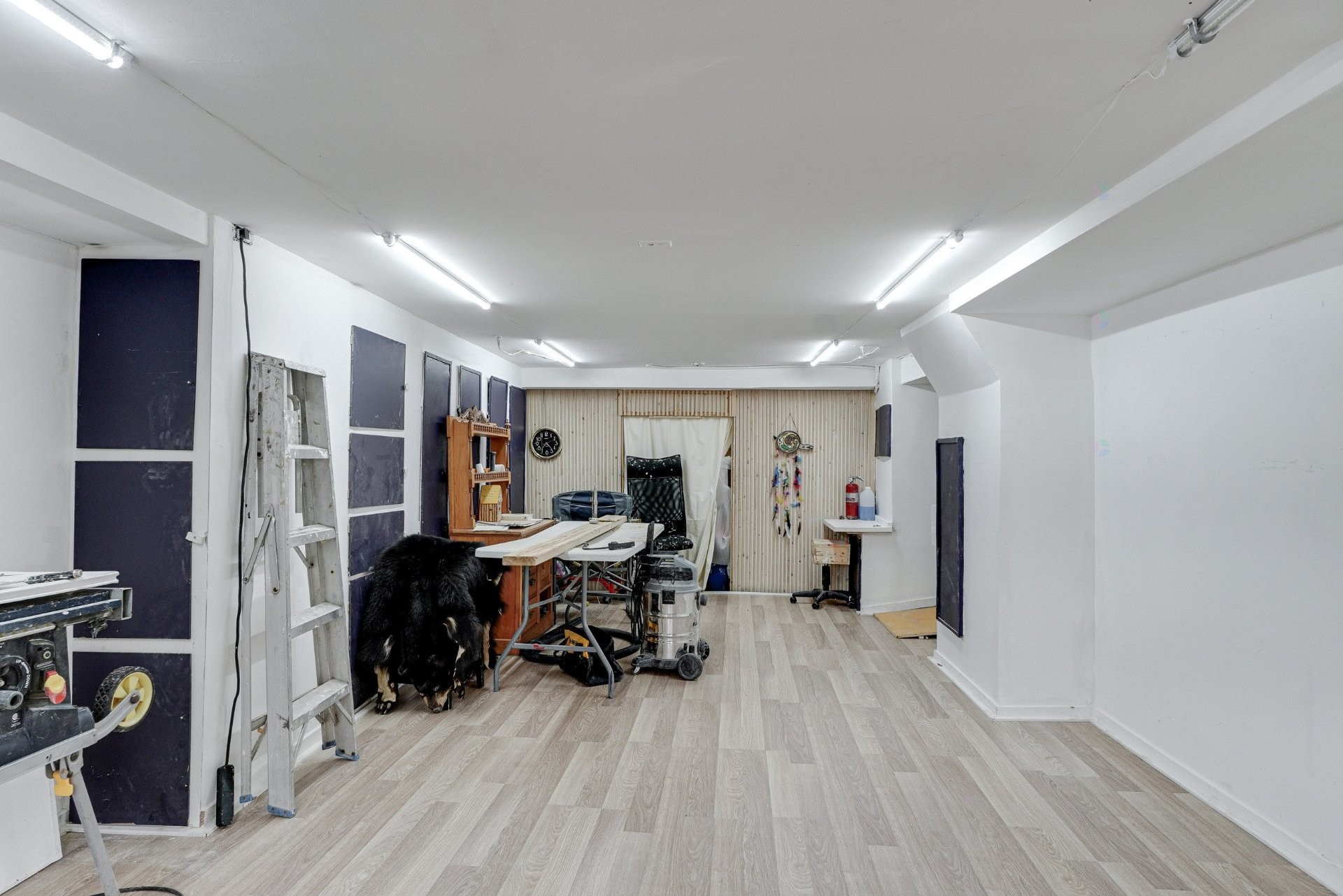 









47


Rue Leber

,
Repentigny (Repentigny),




QC
J6A3X8

