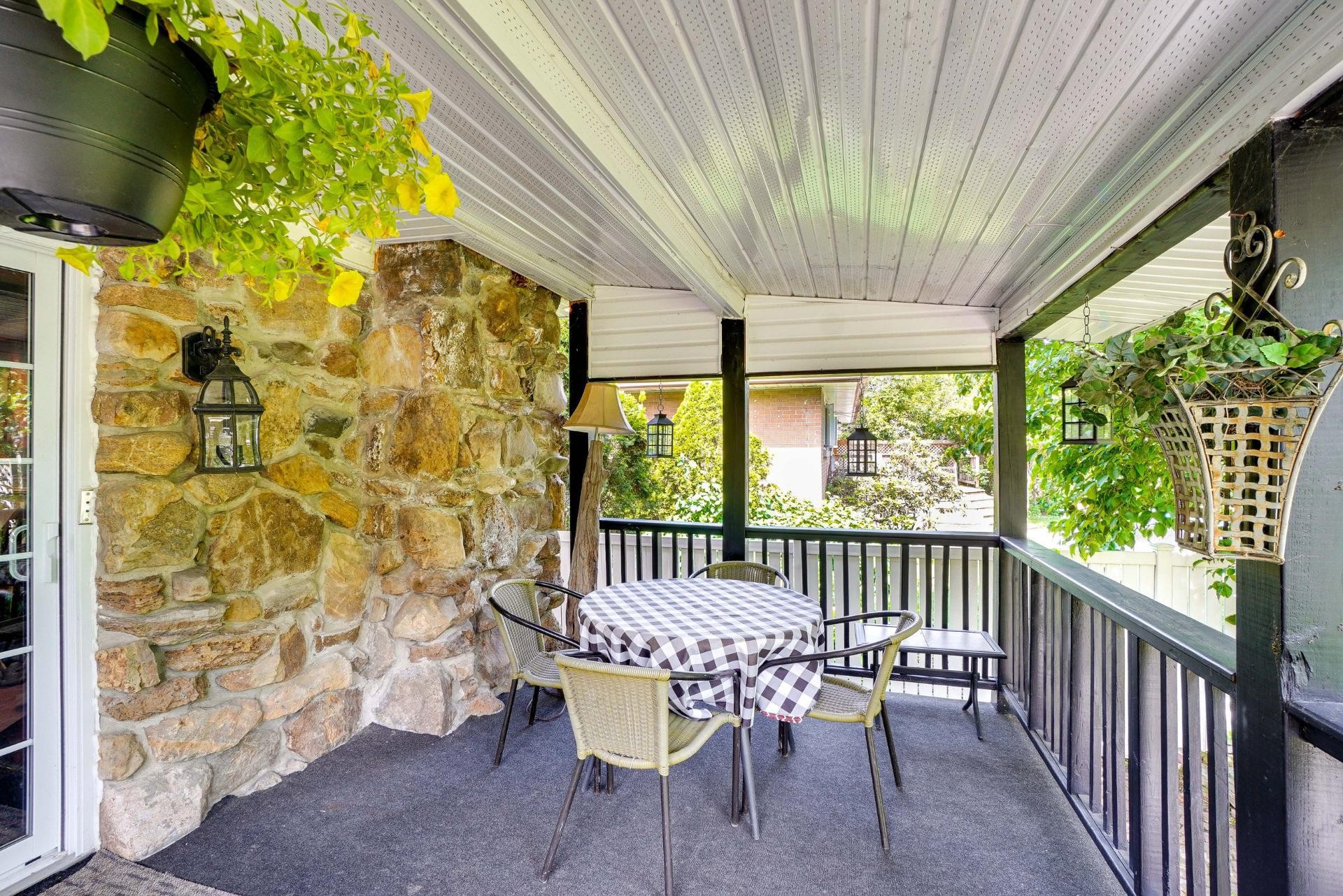 









47


Rue Leber

,
Repentigny (Repentigny),




QC
J6A3X8

