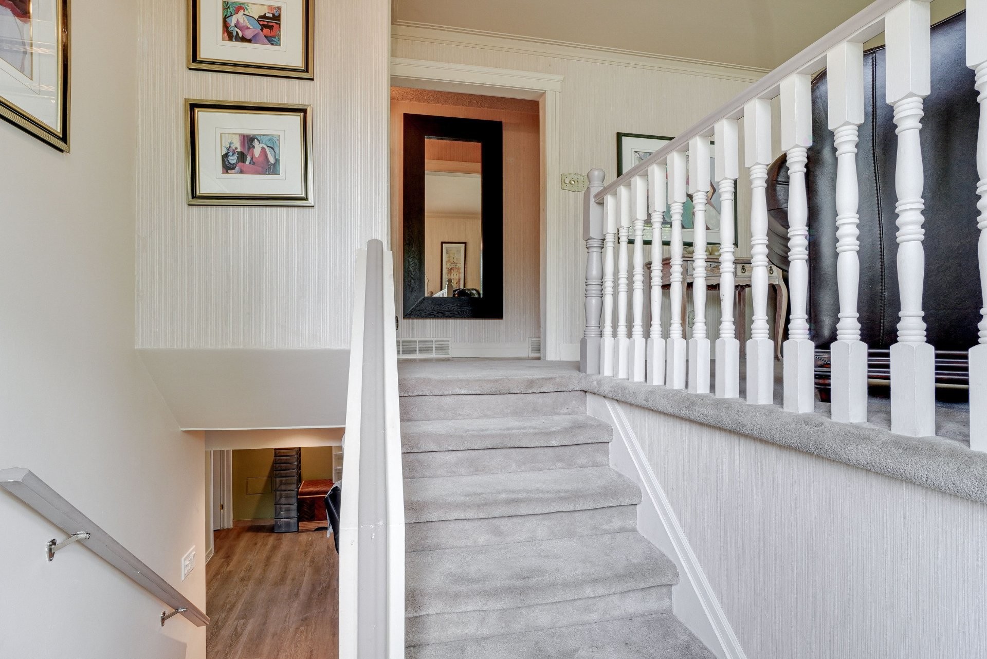 









47


Rue Leber

,
Repentigny (Repentigny),




QC
J6A3X8

