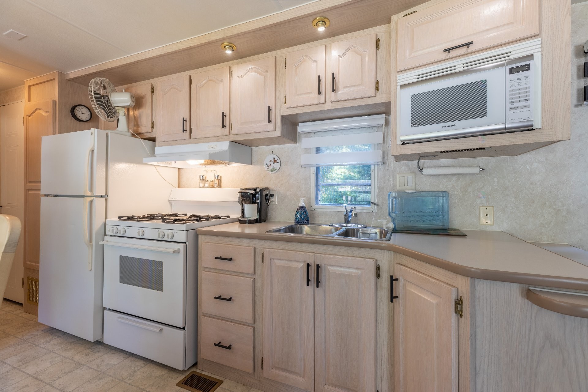 









30


Ch. Lavoie

,
Saint-Michel-des-Saints,




QC
J0K3B0

