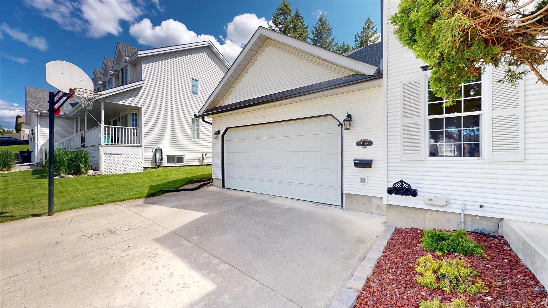 









3109


6th

Street,
Cranbrook,




BC
V1C 6K1

