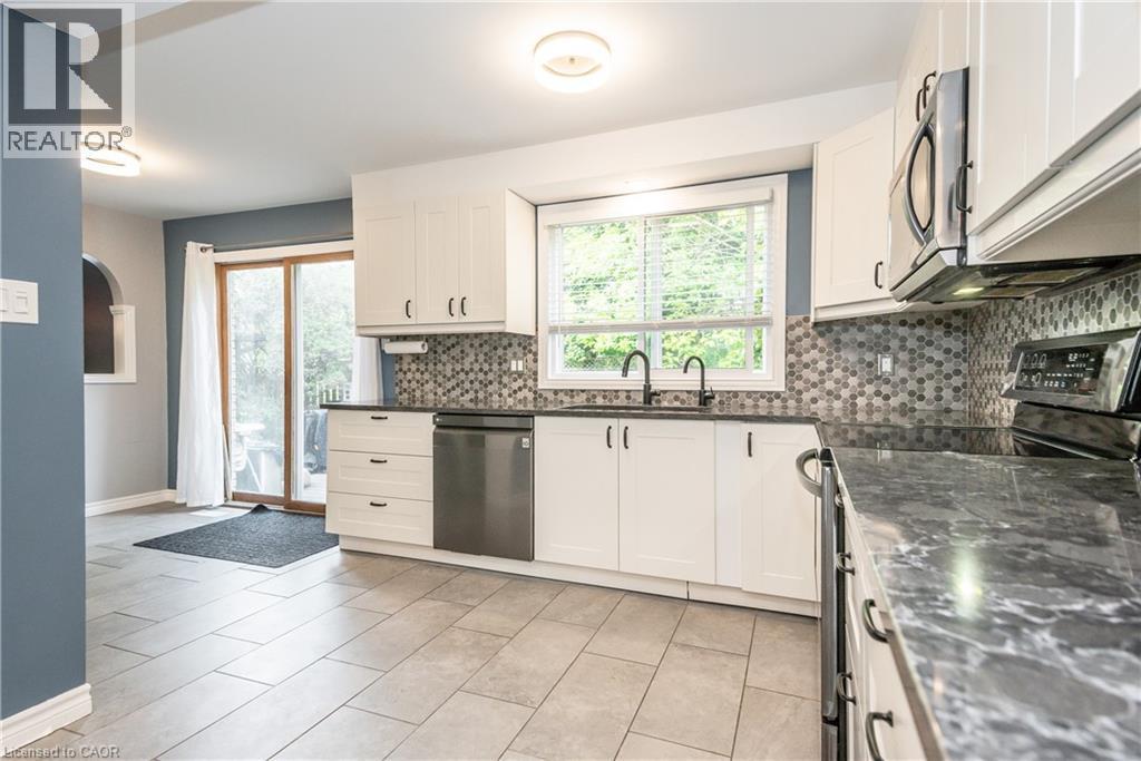 












236 IRONWOOD Road

,
Guelph,




Ontario
N1G3G1

