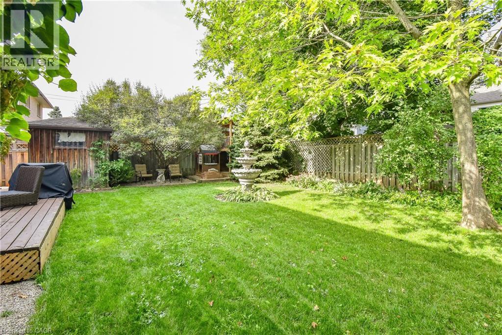 












236 IRONWOOD Road

,
Guelph,




Ontario
N1G3G1

