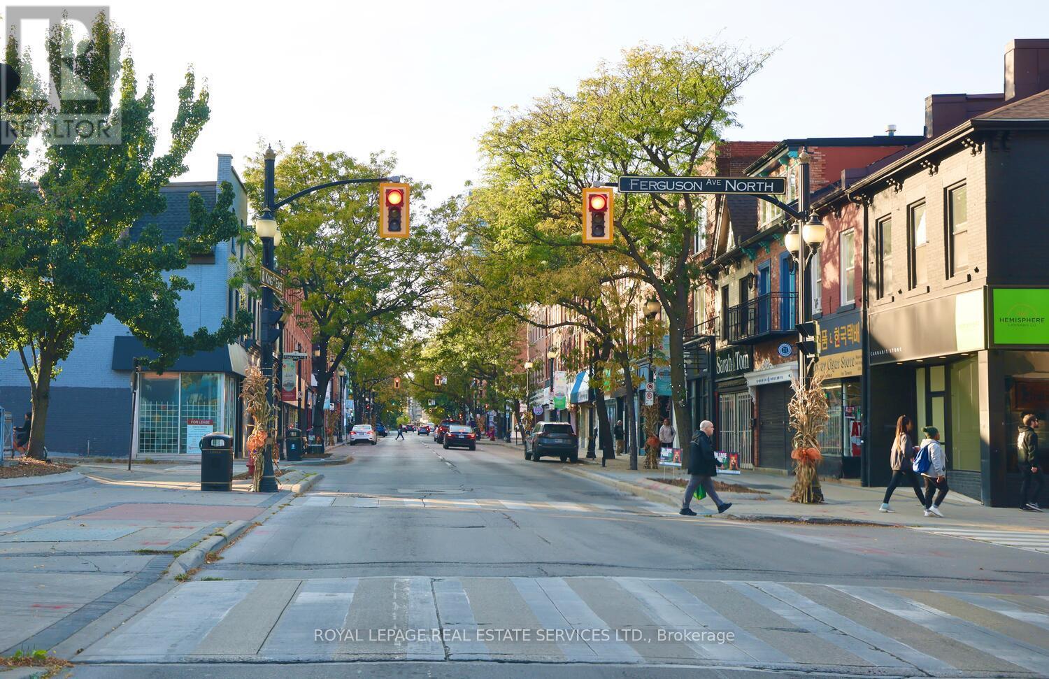 












21 - 20 DUKE STREET

,
Hamilton,




Ontario
L8P1X1

