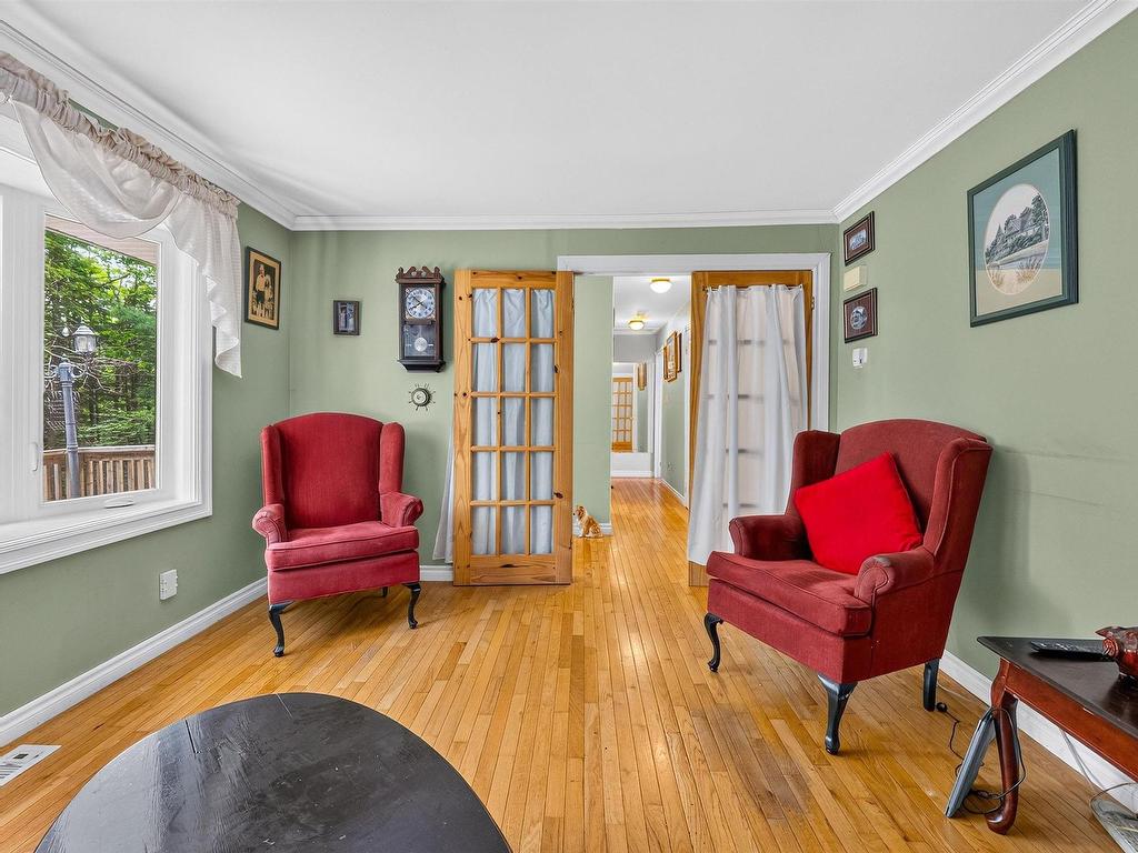 












70 Station Road

,
Kinsac,




NS
B4G 1C8

