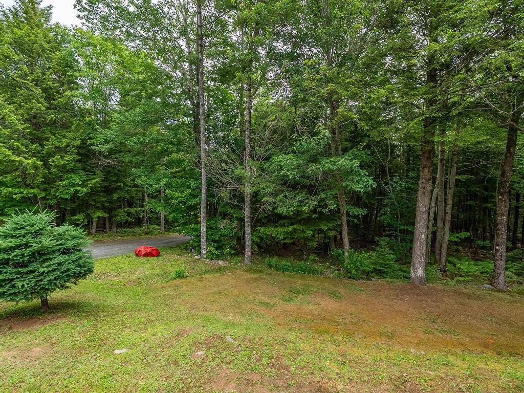 












70 Station Road

,
Kinsac,




NS
B4G 1C8

