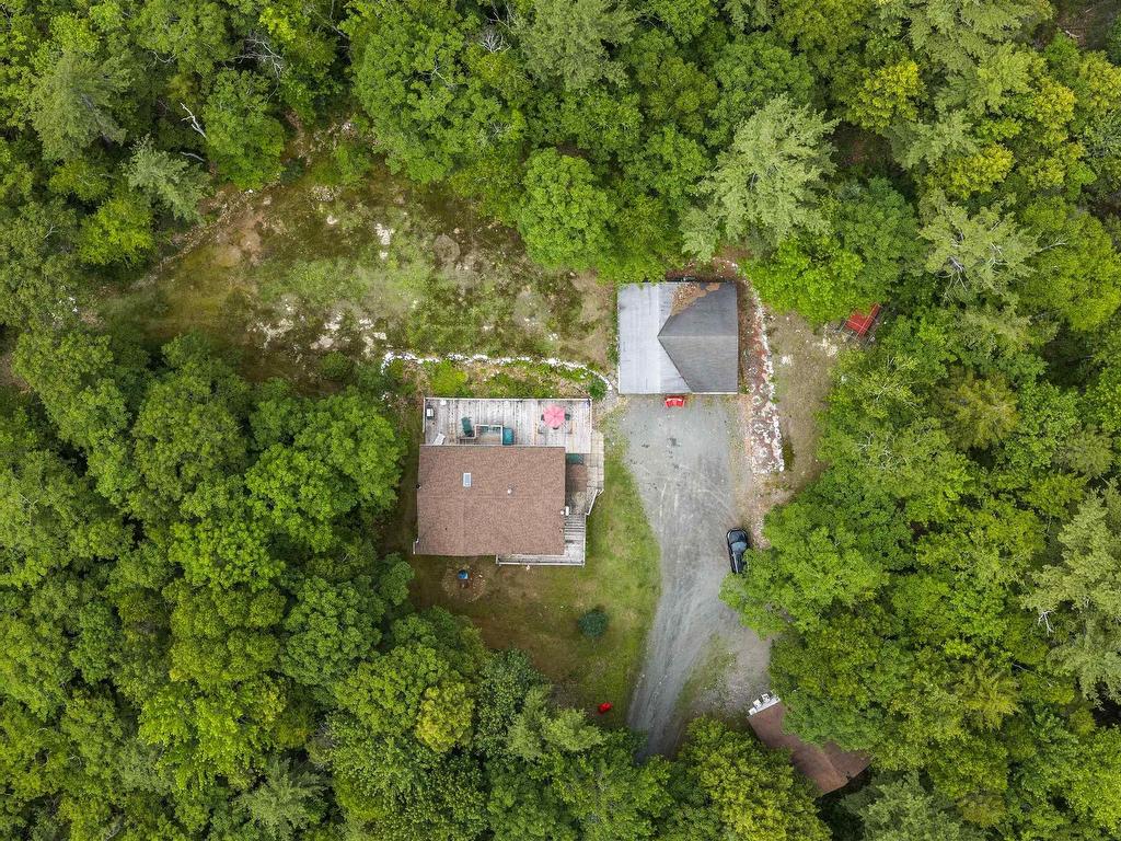 












70 Station Road

,
Kinsac,




NS
B4G 1C8

