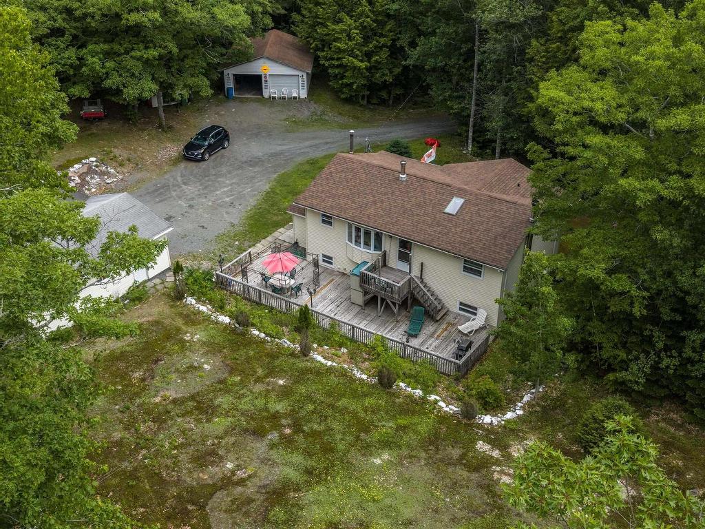 












70 Station Road

,
Kinsac,




NS
B4G 1C8


