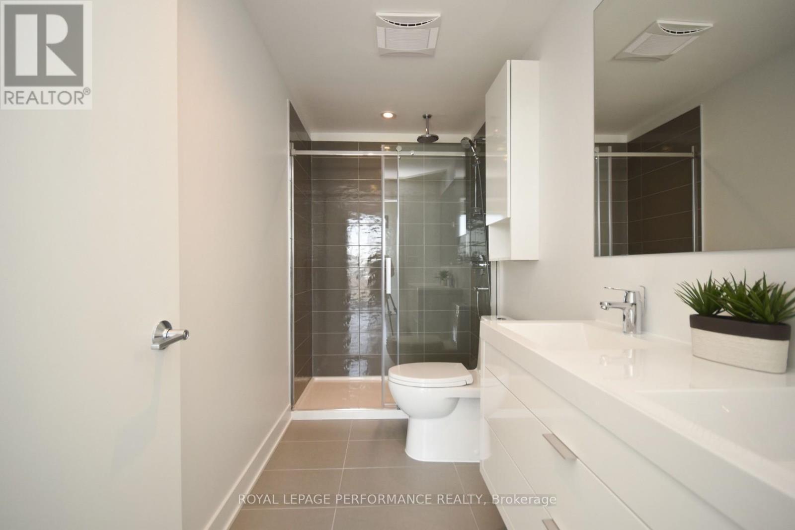 












2109 - 20 DALY AVENUE

,
Ottawa,




Ontario
K1N6E2

