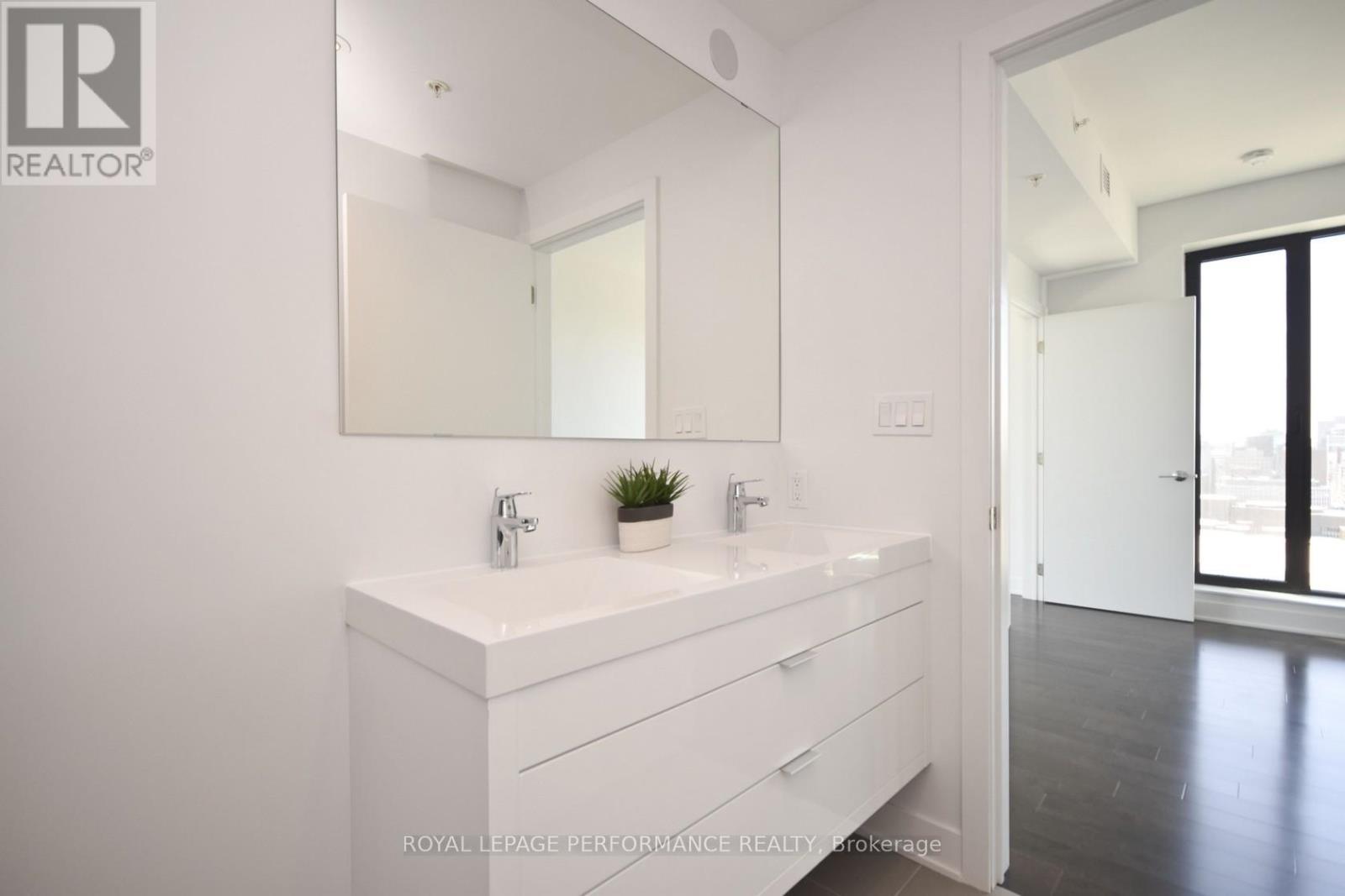 












2109 - 20 DALY AVENUE

,
Ottawa,




Ontario
K1N6E2

