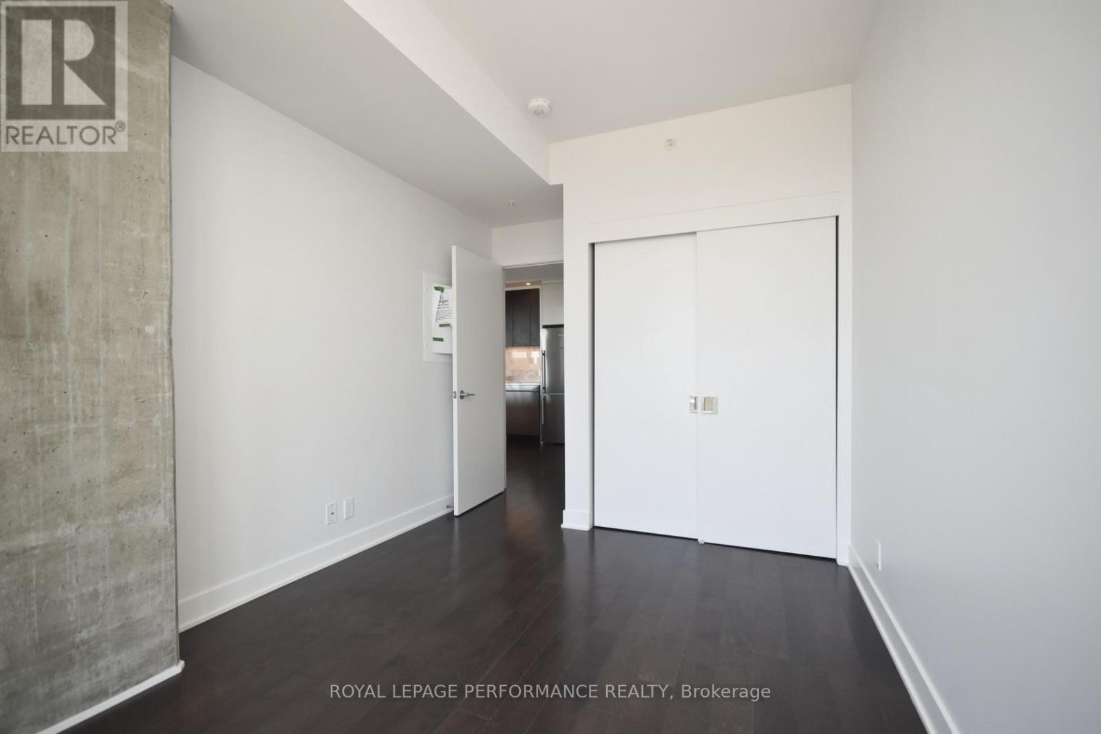 












2109 - 20 DALY AVENUE

,
Ottawa,




Ontario
K1N6E2

