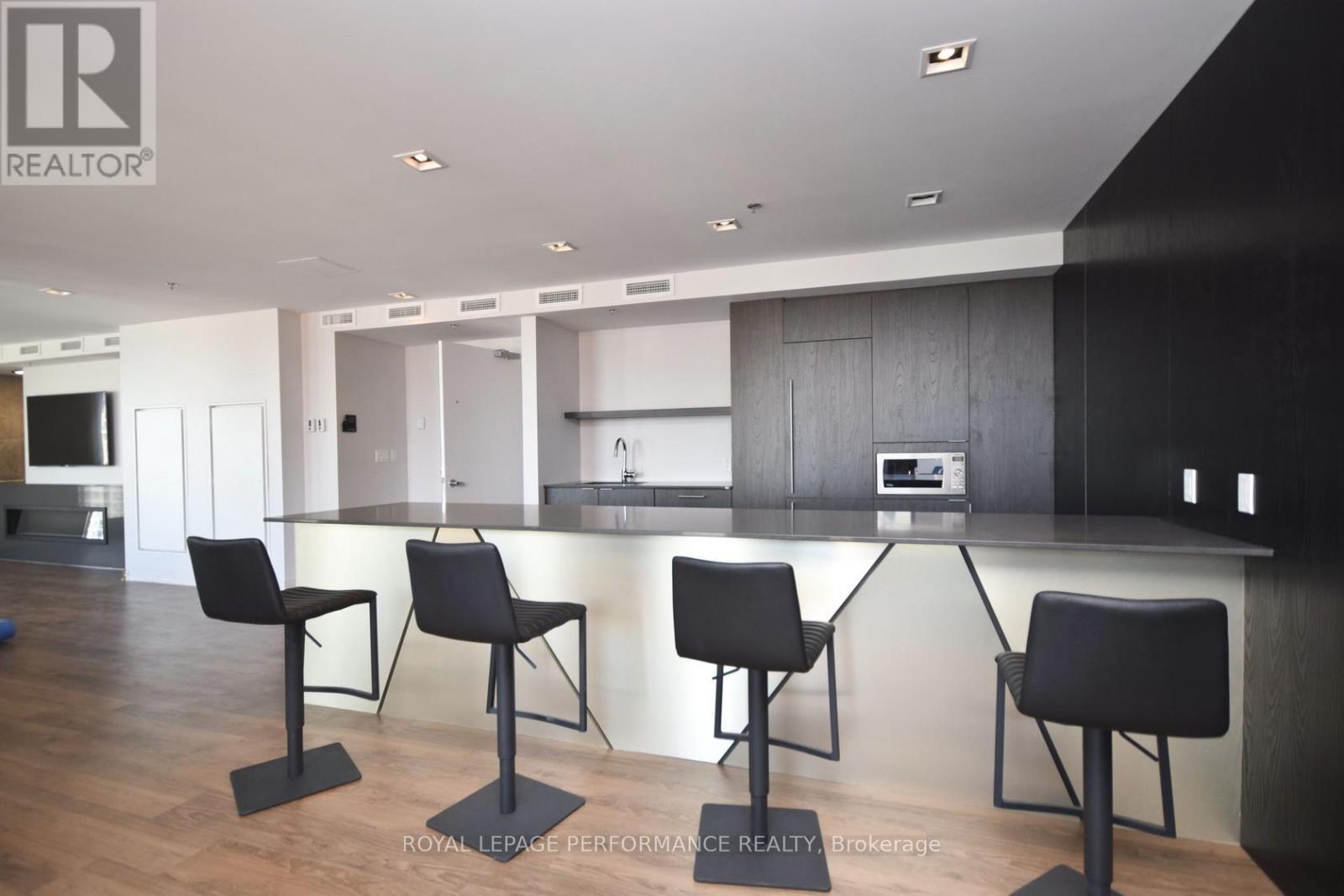












2109 - 20 DALY AVENUE

,
Ottawa,




Ontario
K1N6E2

