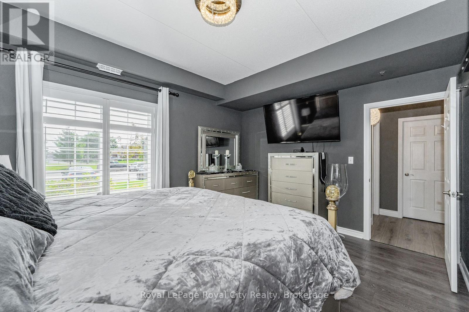 












102 - 308 WATSON PARKWAY N

,
Guelph (Grange Road),




Ontario
N1E0G7

