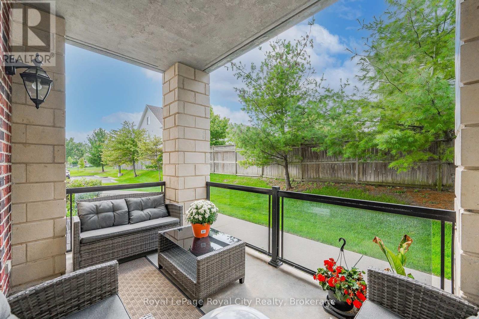 












102 - 308 WATSON PARKWAY N

,
Guelph (Grange Road),




Ontario
N1E0G7


