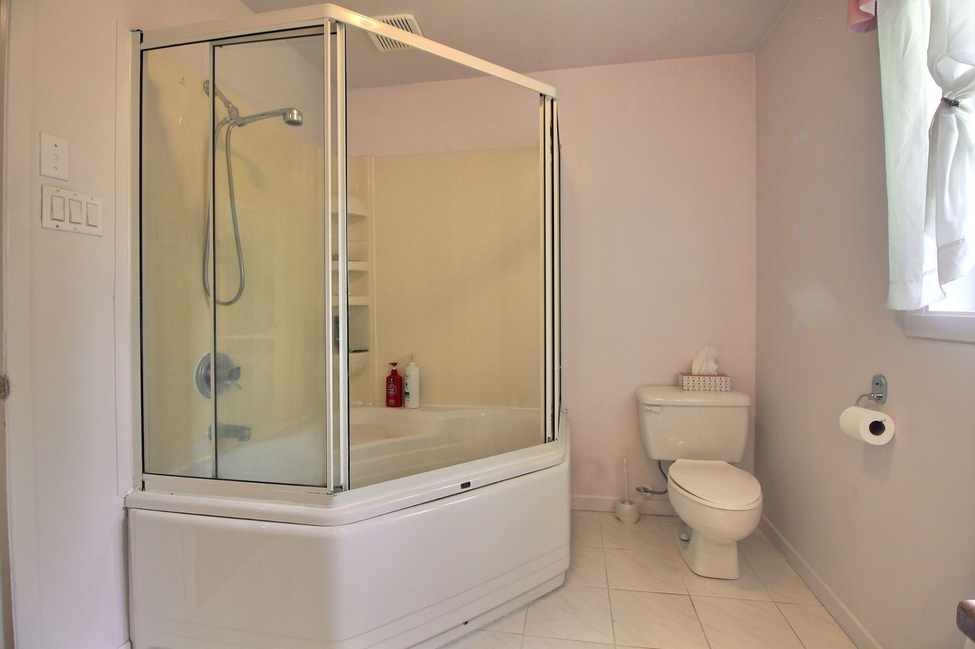 









1960


Av. Albert-Dufresne

,
Shawinigan,




QC
G9P4Y4

