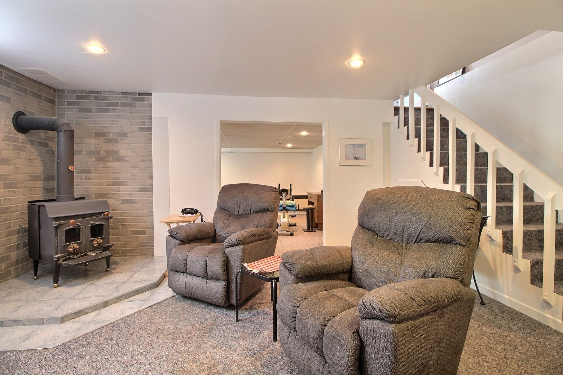 









1960


Av. Albert-Dufresne

,
Shawinigan,




QC
G9P4Y4


