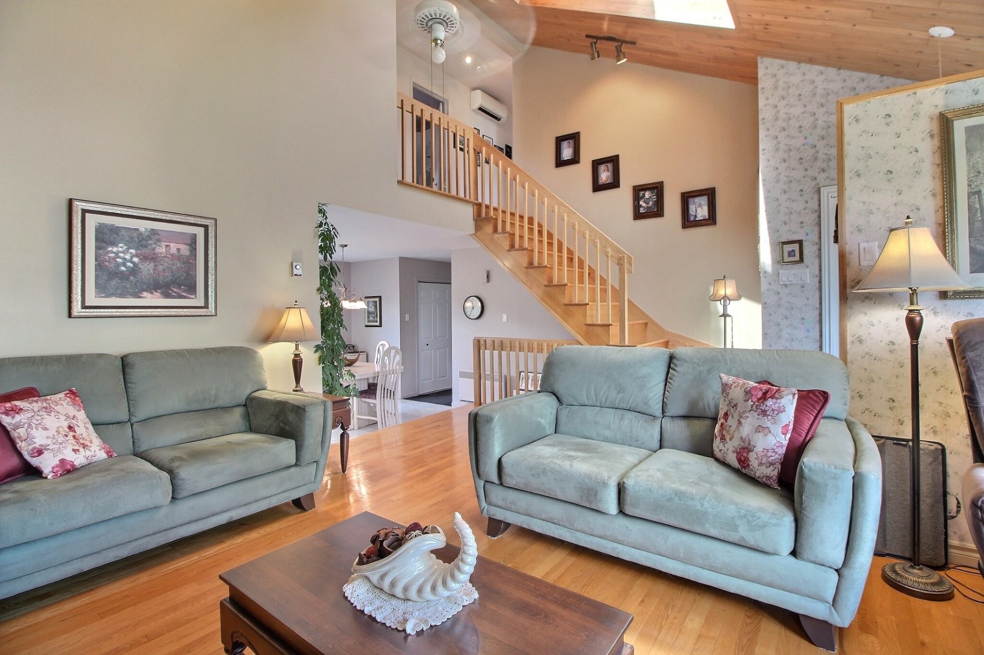 









1960


Av. Albert-Dufresne

,
Shawinigan,




QC
G9P4Y4

