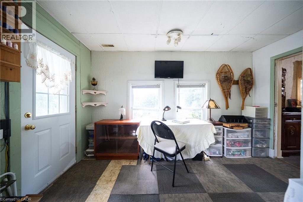 












1045 BAY Street

,
Port Rowan,




Ontario
N0E1M0

