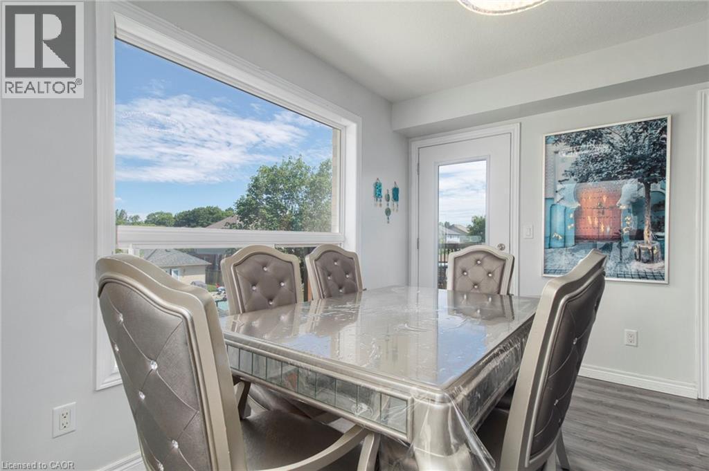 












264 VINCENT Drive

,
Ayr,




Ontario
N0B1E0

