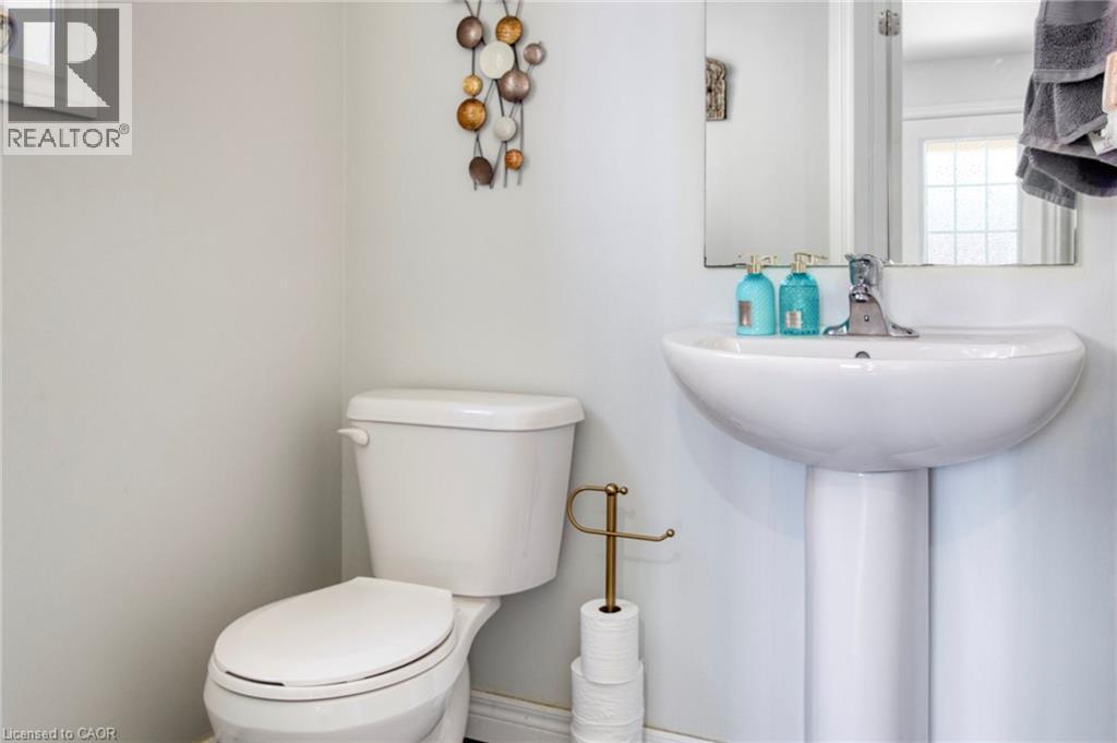 












264 VINCENT Drive

,
Ayr,




Ontario
N0B1E0

