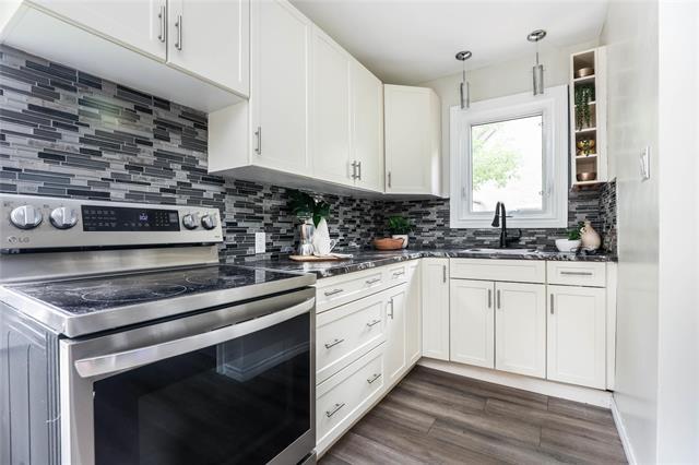 









378


Woodlawn

ST,
Winnipeg,




MB
R3J 2J1


