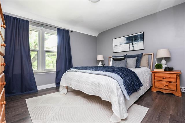 









378


Woodlawn

ST,
Winnipeg,




MB
R3J 2J1

