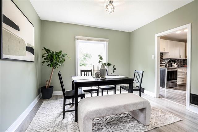 









378


Woodlawn

ST,
Winnipeg,




MB
R3J 2J1

