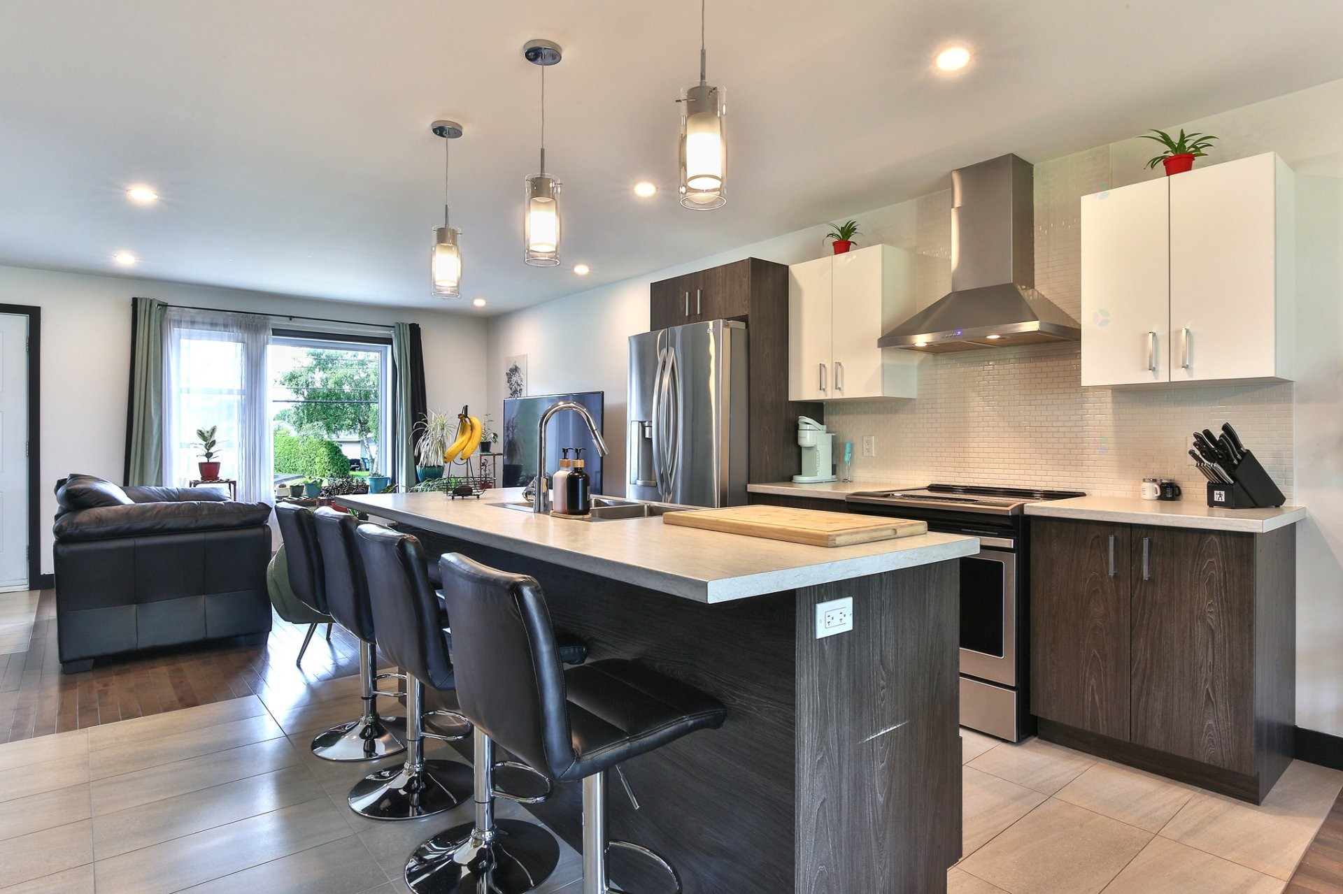 









371


Boul. Magenta E.

,
Farnham,




QC
J2N1B2

