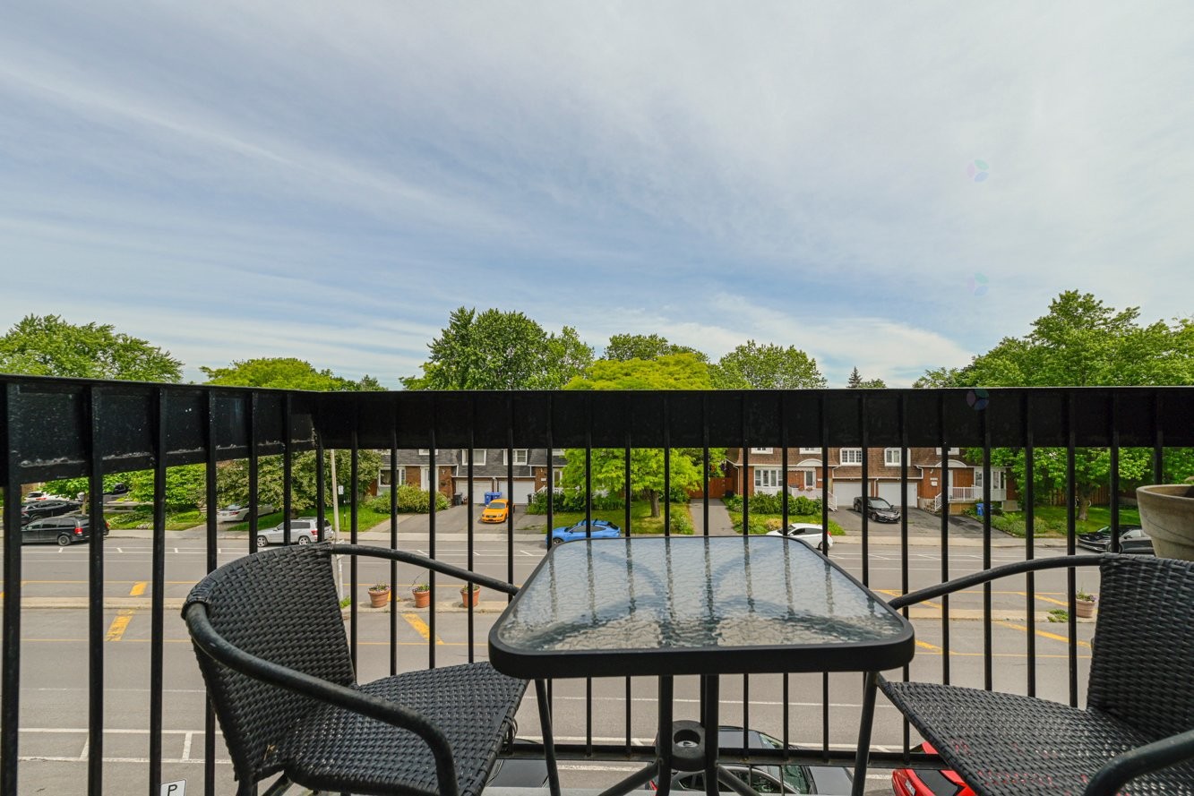 









2640


Boul. Béliveau

, 408,
Longueuil (Le Vieux-Longueuil),




QC
J4M1X9

