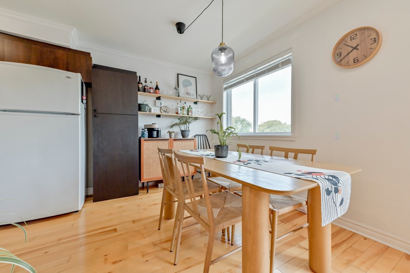 









2640


Boul. Béliveau

, 408,
Longueuil (Le Vieux-Longueuil),




QC
J4M1X9

