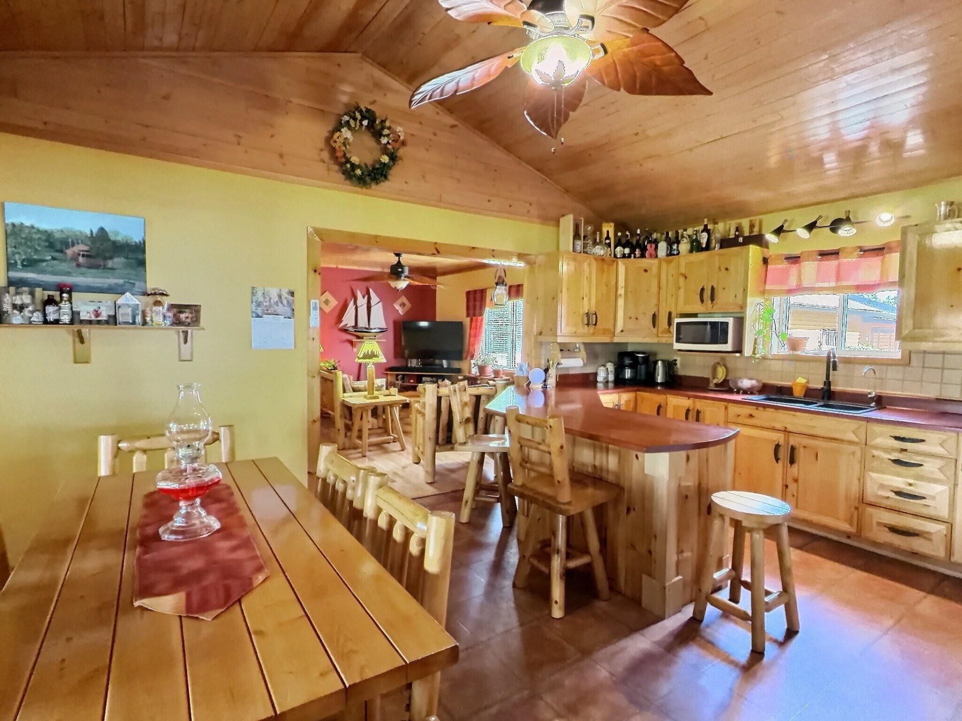 









713


Ch. du Pin-Rouge

,
Laverlochère-Angliers,




QC
J0Z1A0

