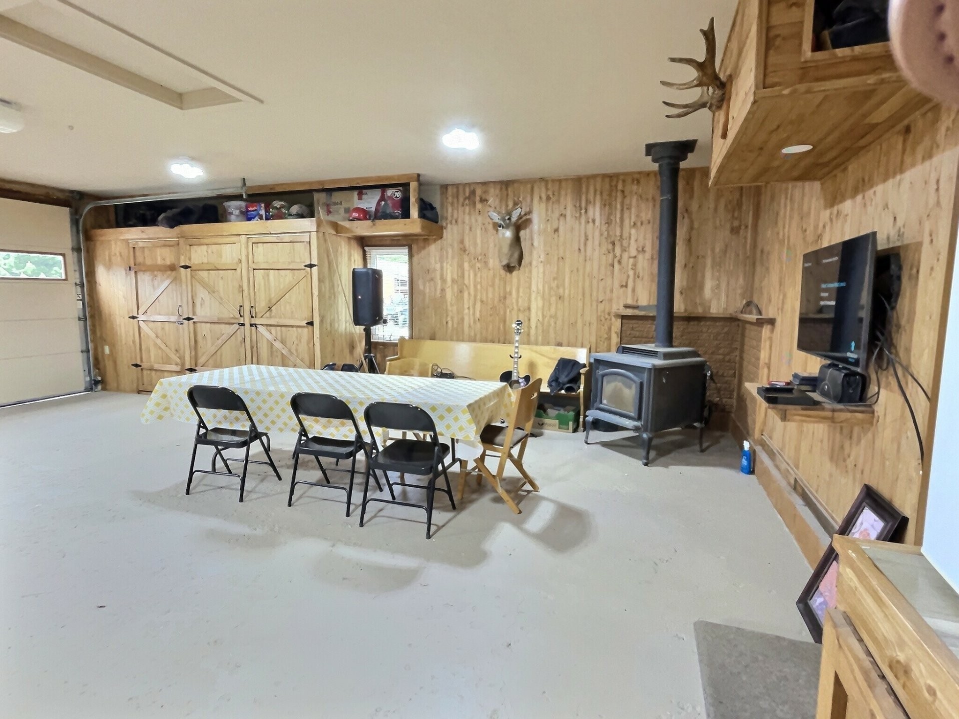 









713


Ch. du Pin-Rouge

,
Laverlochère-Angliers,




QC
J0Z1A0

