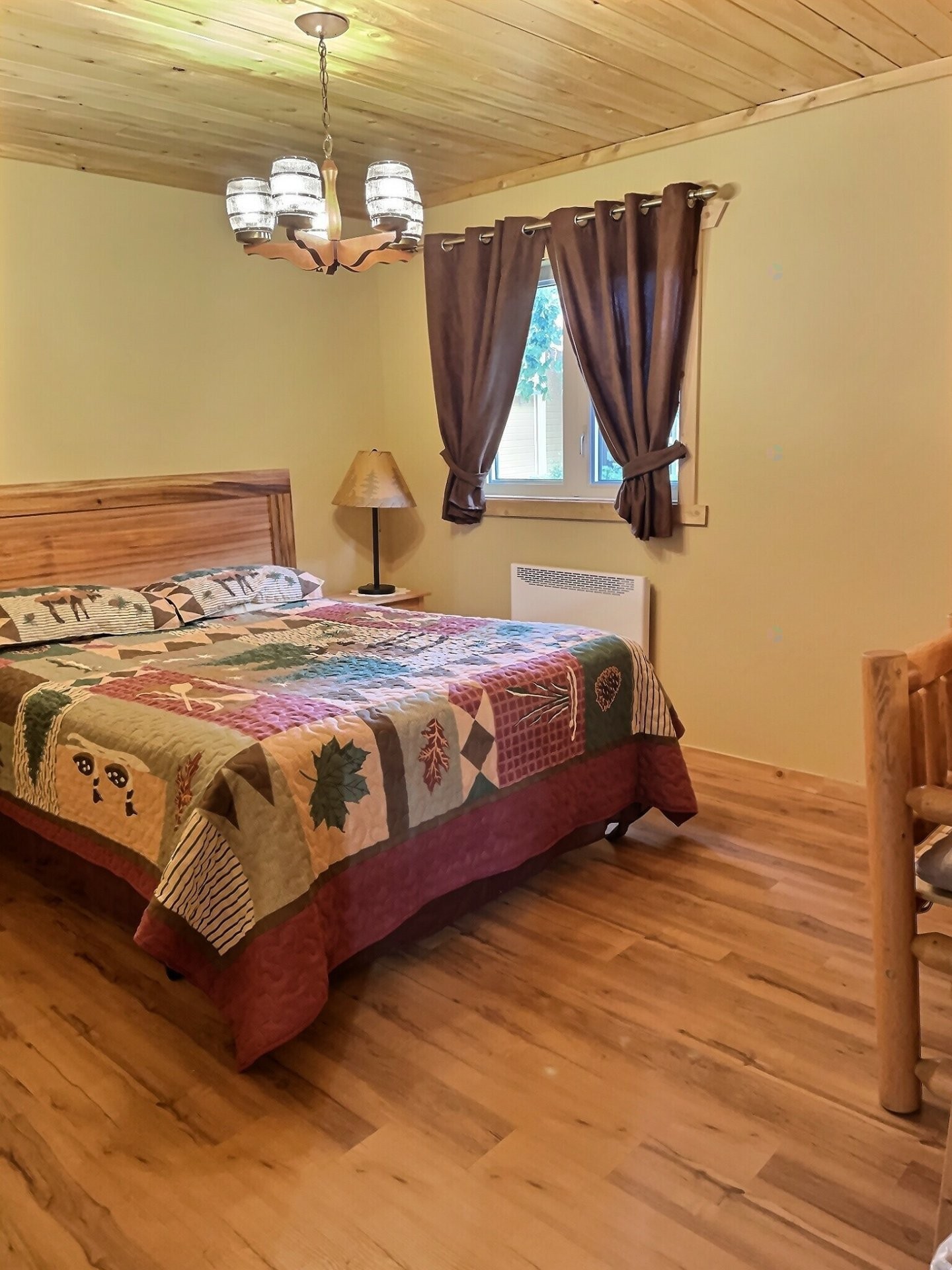 









713


Ch. du Pin-Rouge

,
Laverlochère-Angliers,




QC
J0Z1A0

