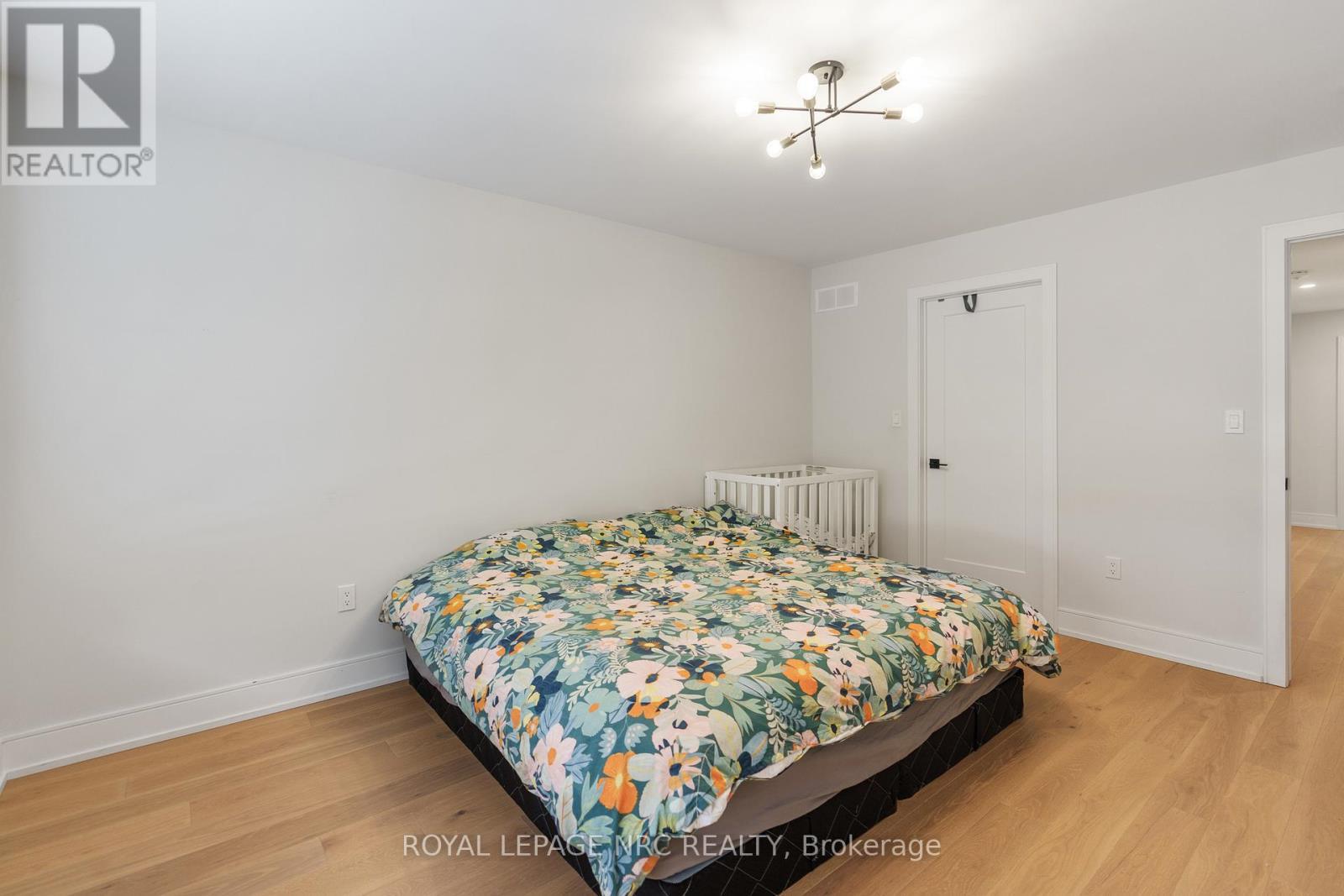 












7386 SPLENDOUR DRIVE

,
Niagara Falls (Brown),




Ontario
L2H3V8


