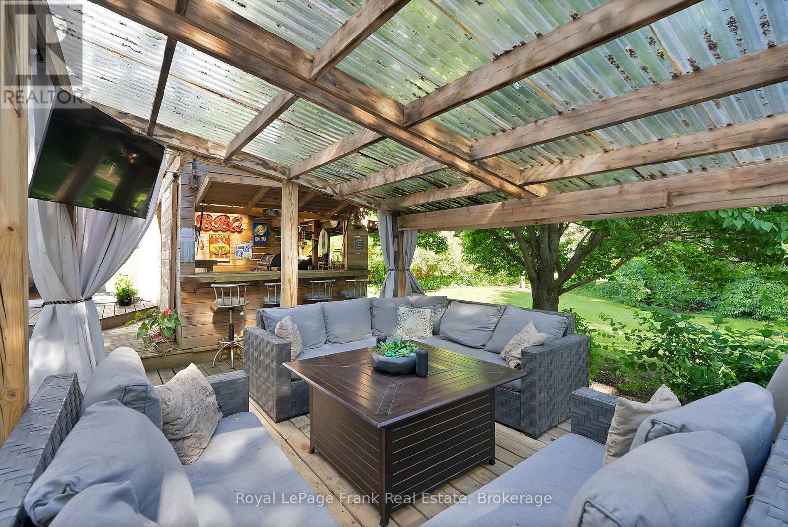 












1731 LANE STREET

,
Pickering,




Ontario
L1Y1B6

