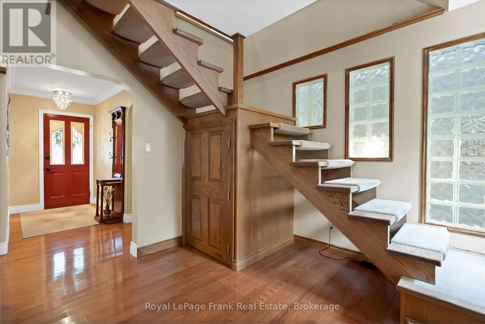












1731 LANE STREET

,
Pickering,




Ontario
L1Y1B6

