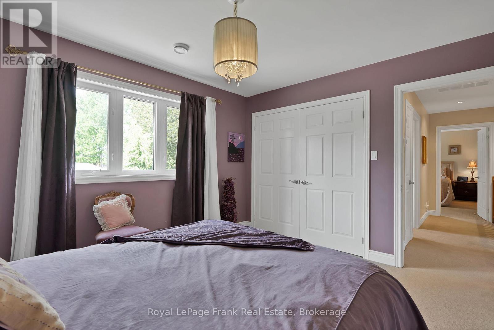 












1731 LANE STREET

,
Pickering,




Ontario
L1Y1B6

