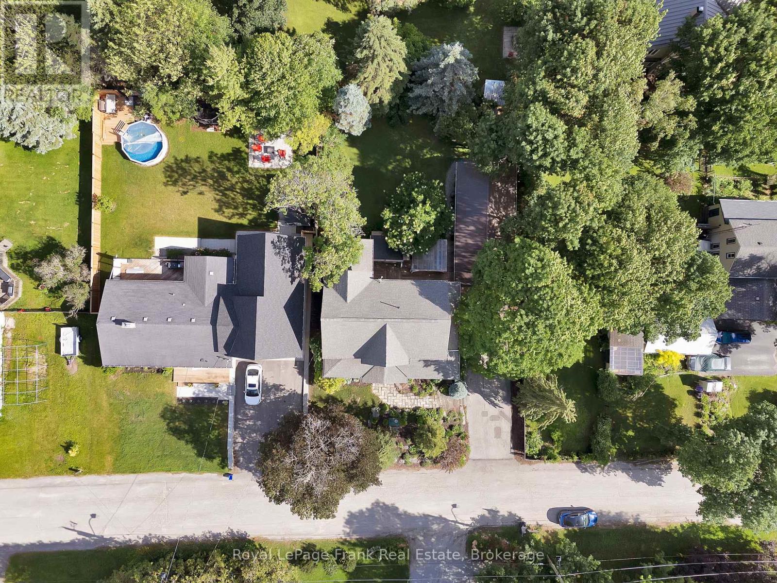 












1731 LANE STREET

,
Pickering,




Ontario
L1Y1B6

