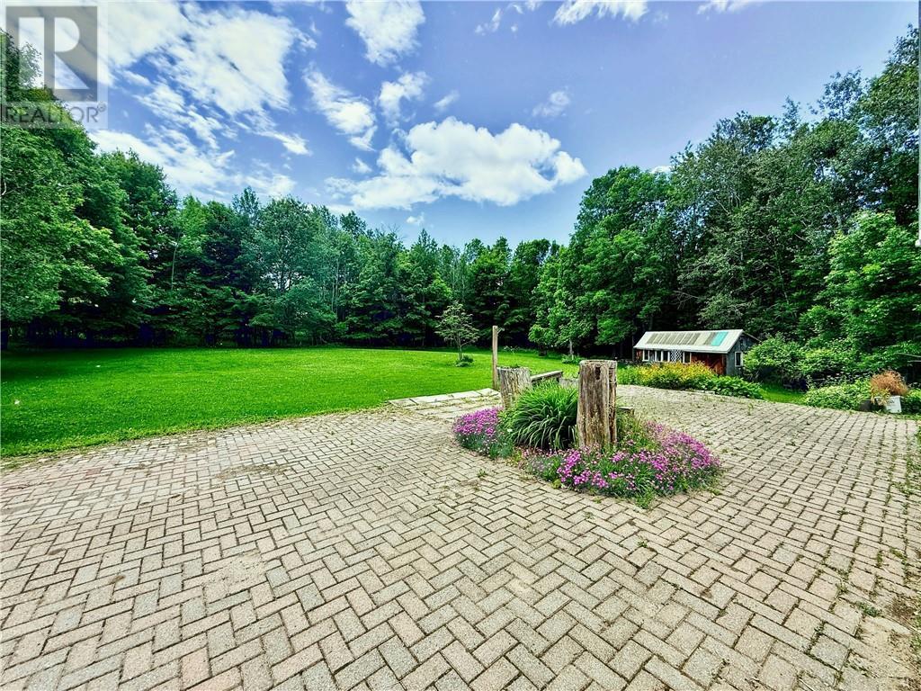 












1317 Lakeshore Road

,
Kagawong, Manitoulin Island,




Ontario
P0P1J0

