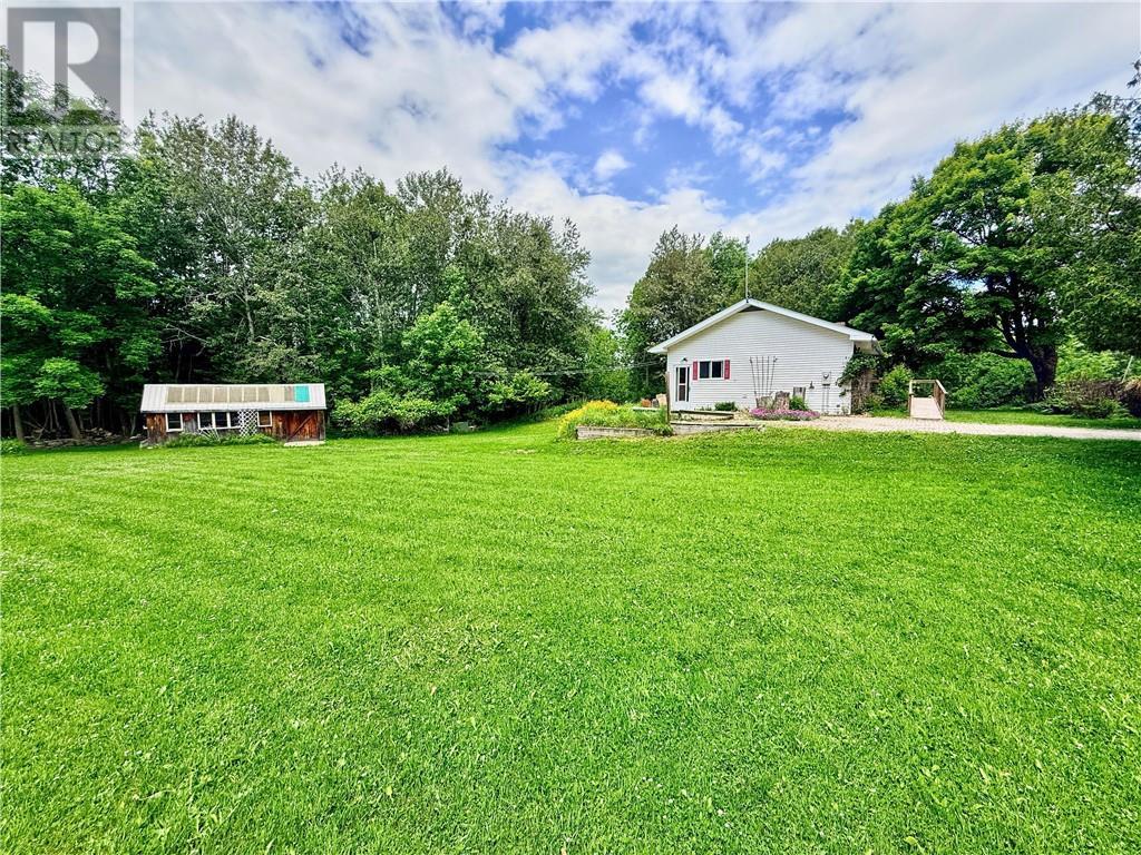 












1317 Lakeshore Road

,
Kagawong, Manitoulin Island,




Ontario
P0P1J0

